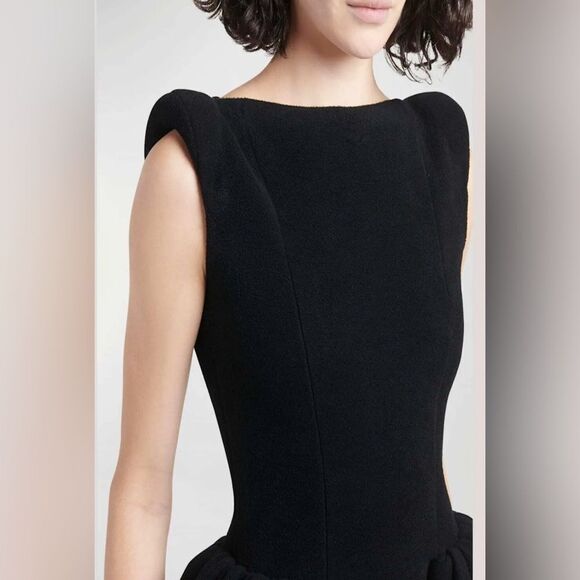 Versace Voluminous chenille knit mini dress size 44/us size 8 - Picture 2 of 13